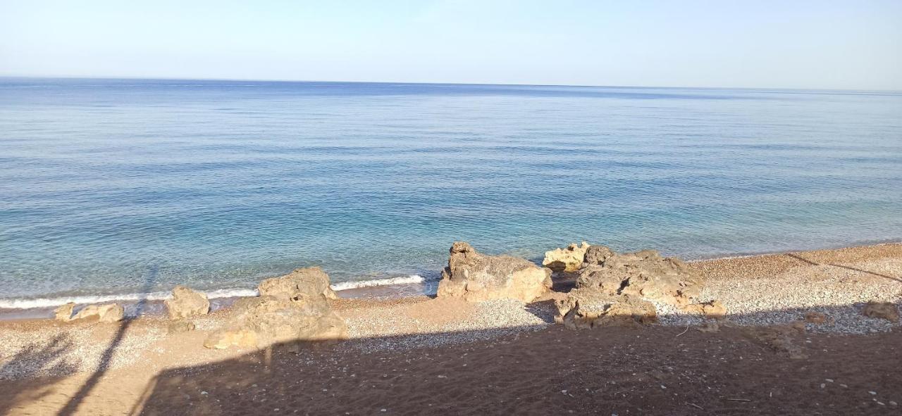 Akrogiali Kyparissia Buitenkant foto
