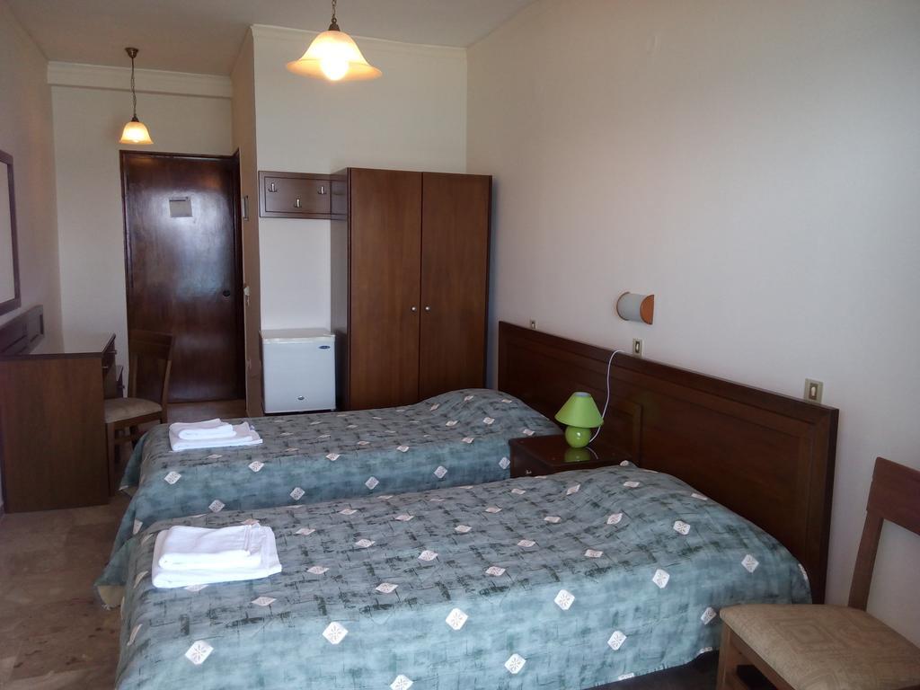 Akrogiali Kyparissia Kamer foto