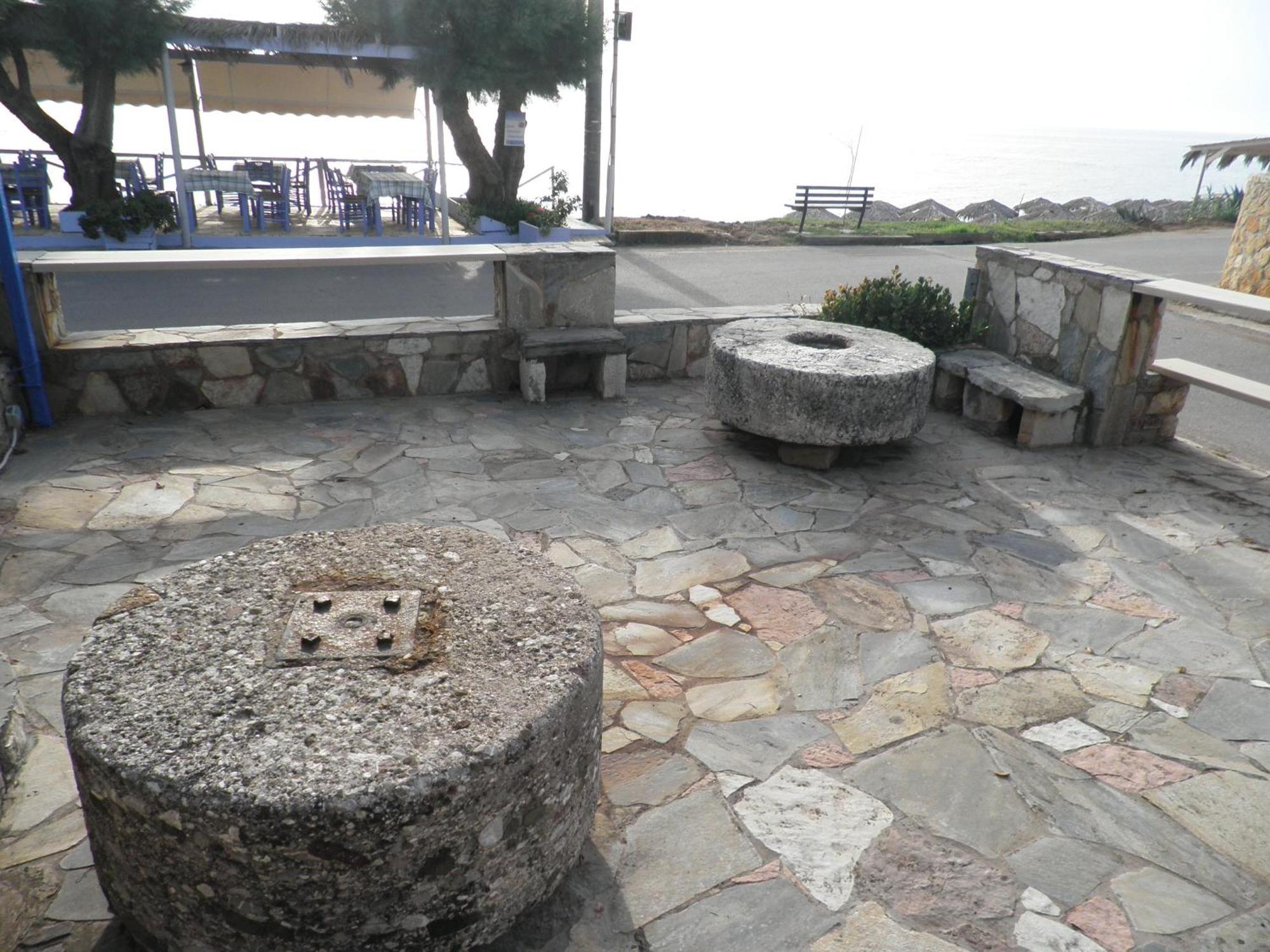 Akrogiali Kyparissia Buitenkant foto
