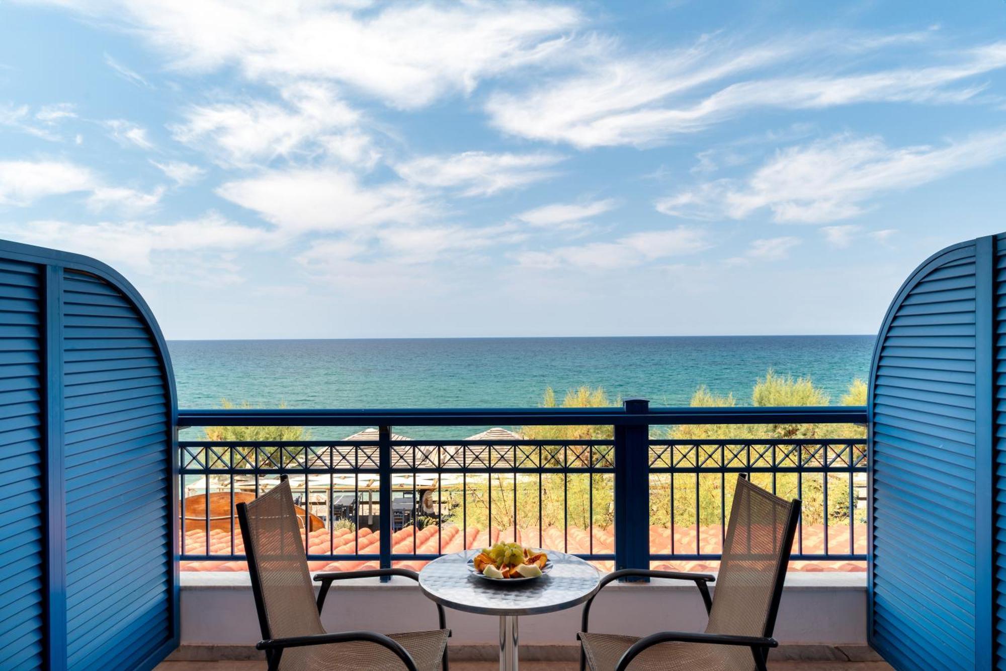 Akrogiali Kyparissia Buitenkant foto