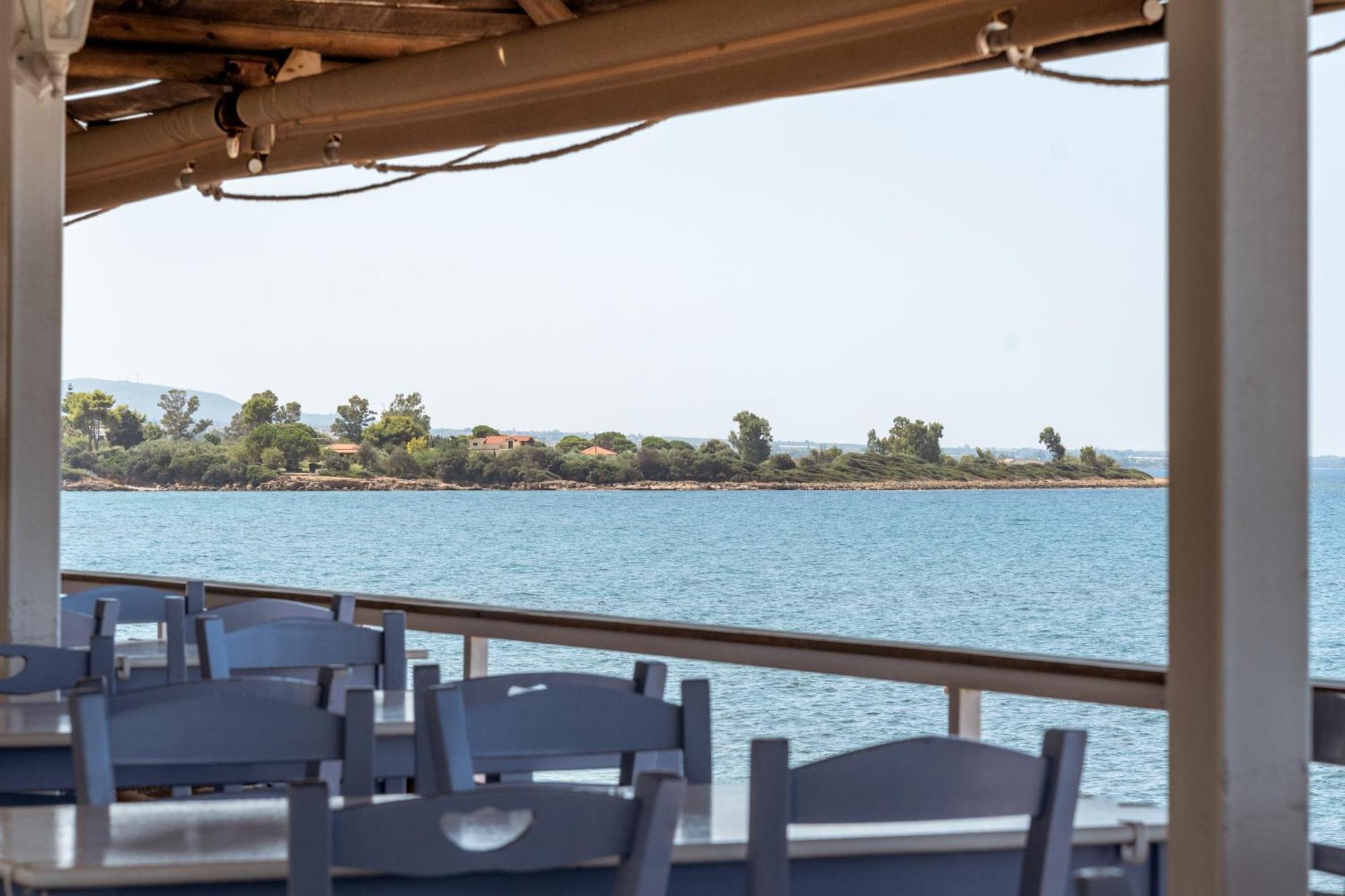 Akrogiali Kyparissia Buitenkant foto
