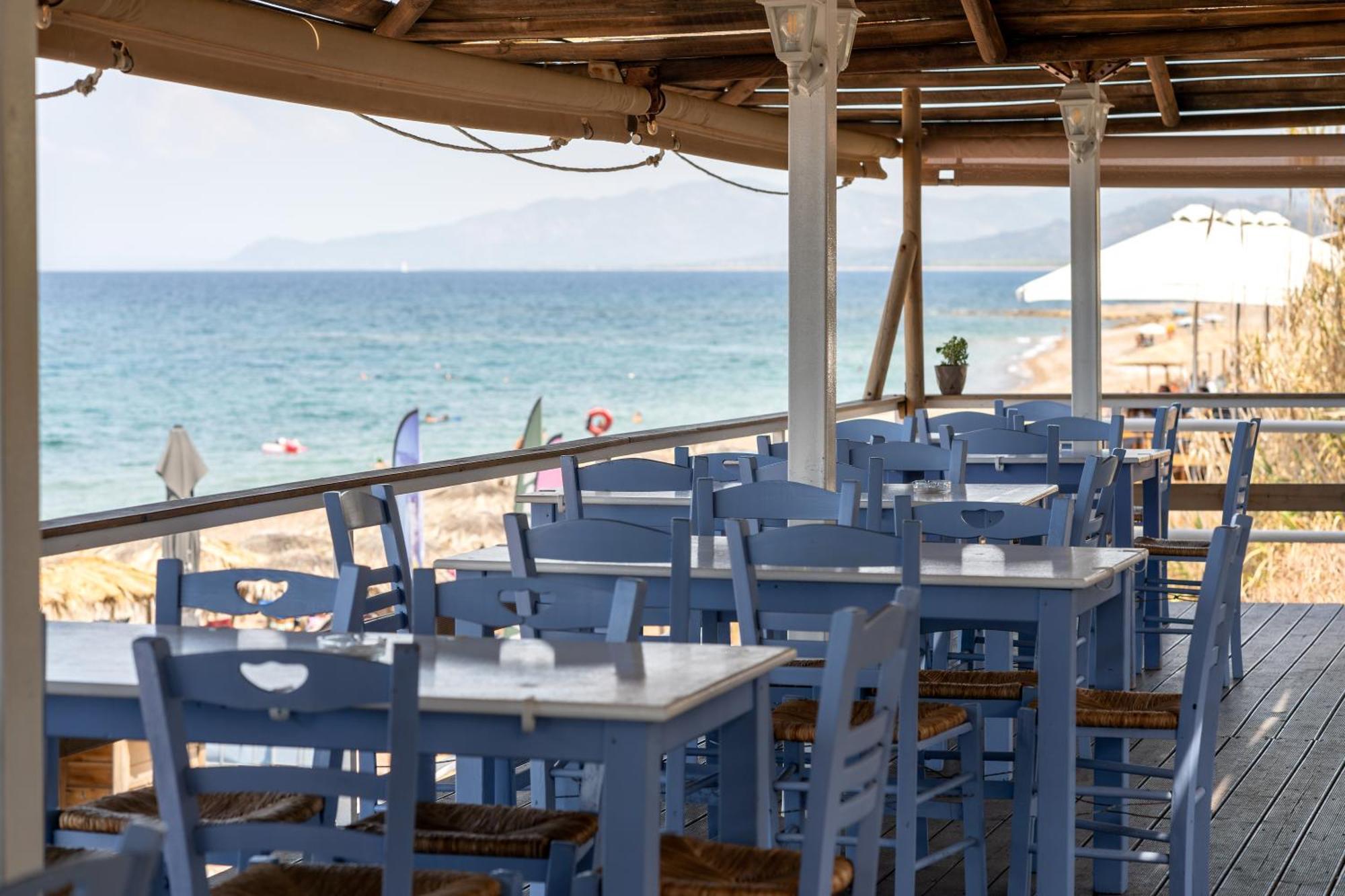 Akrogiali Kyparissia Buitenkant foto