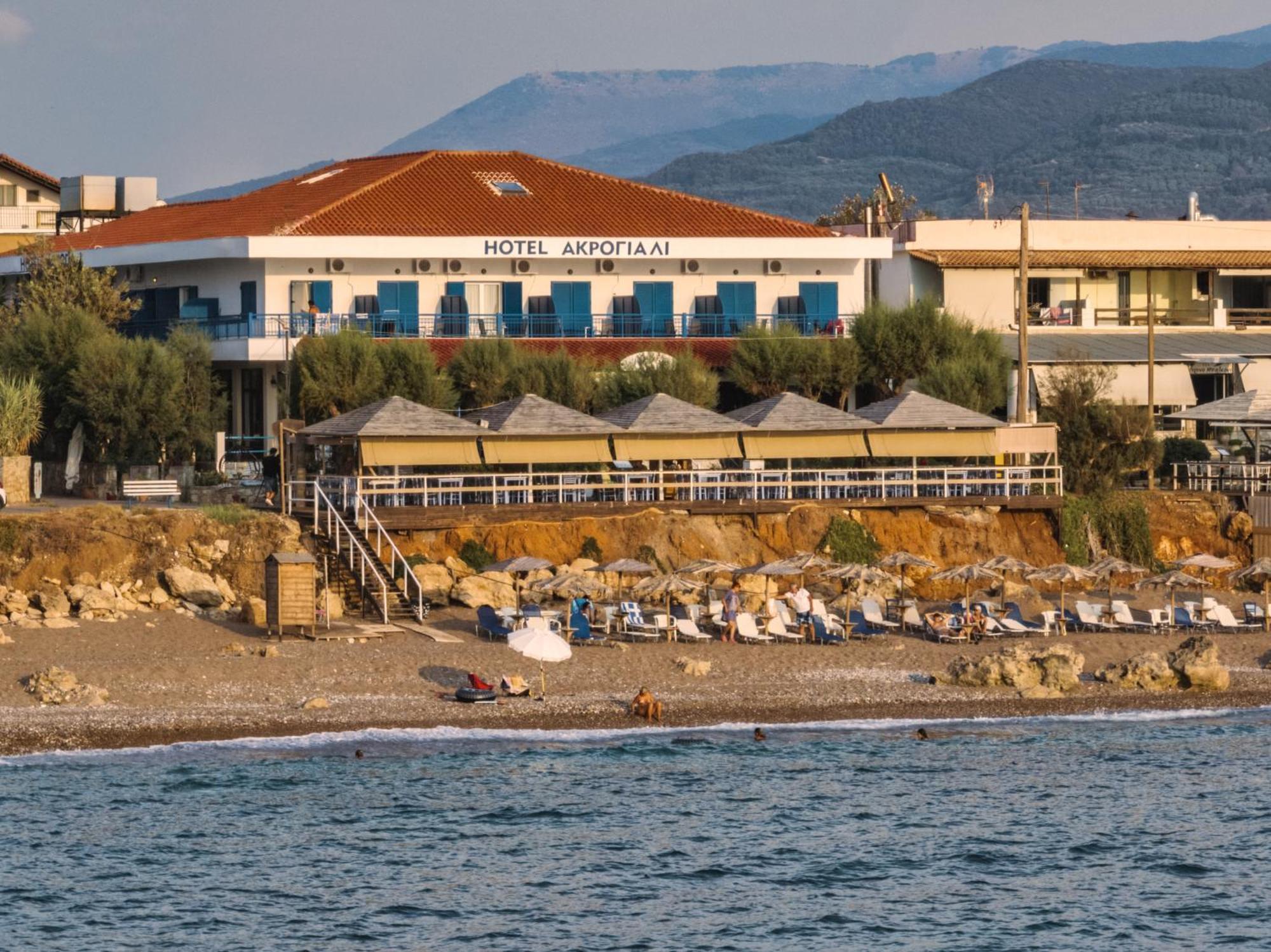 Akrogiali Kyparissia Buitenkant foto