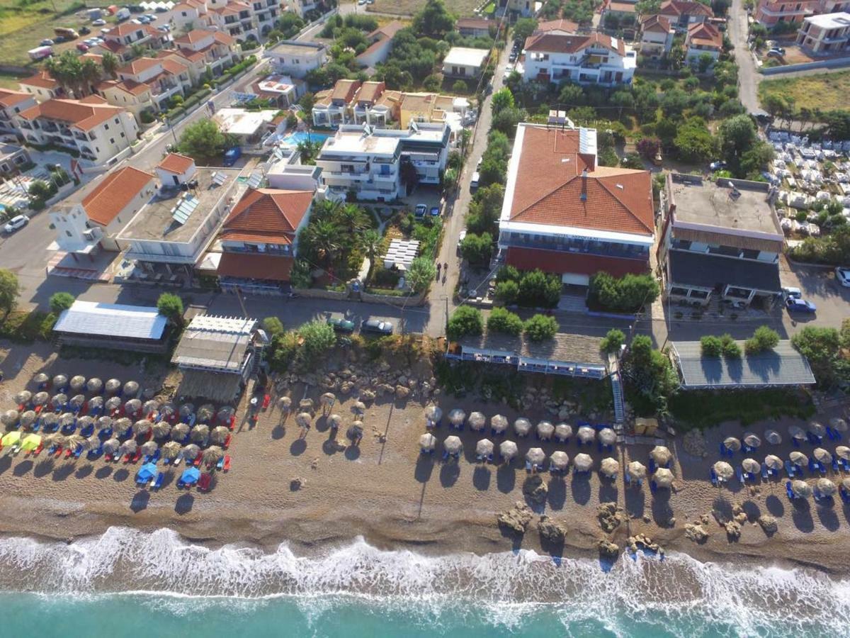 Akrogiali Kyparissia Buitenkant foto